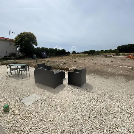 Champs Et Salles-sur-Mer