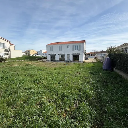 Champs Et Apartment Salles-sur-Mer