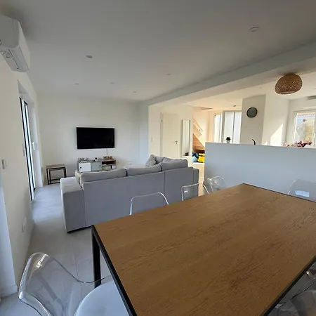 Champs Et Apartment *